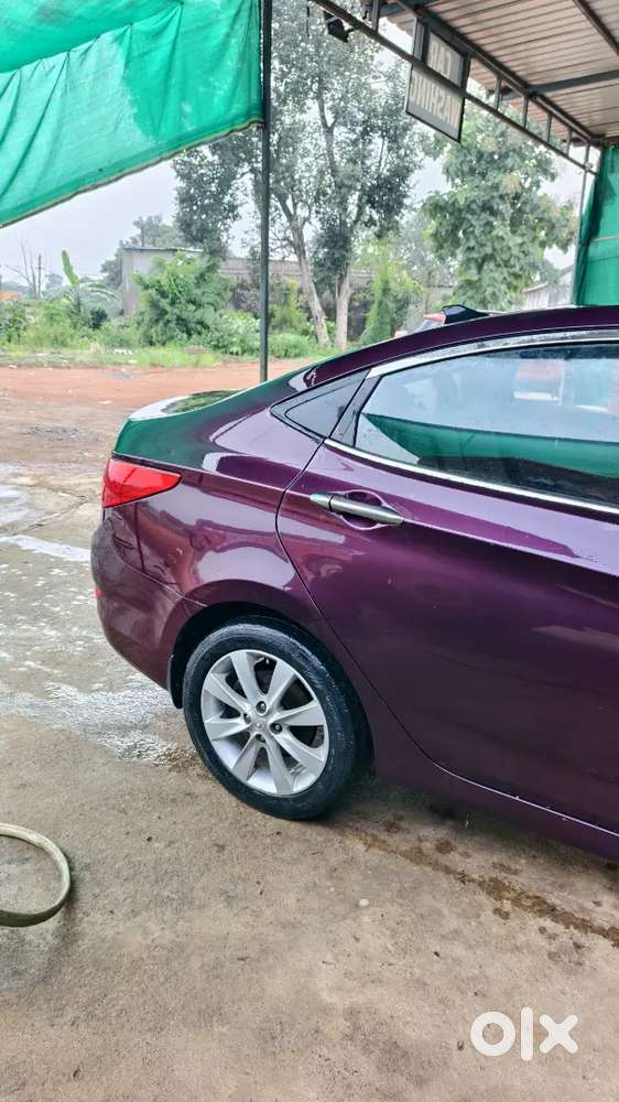 Hyundai Verna 1.6 Manual 2012