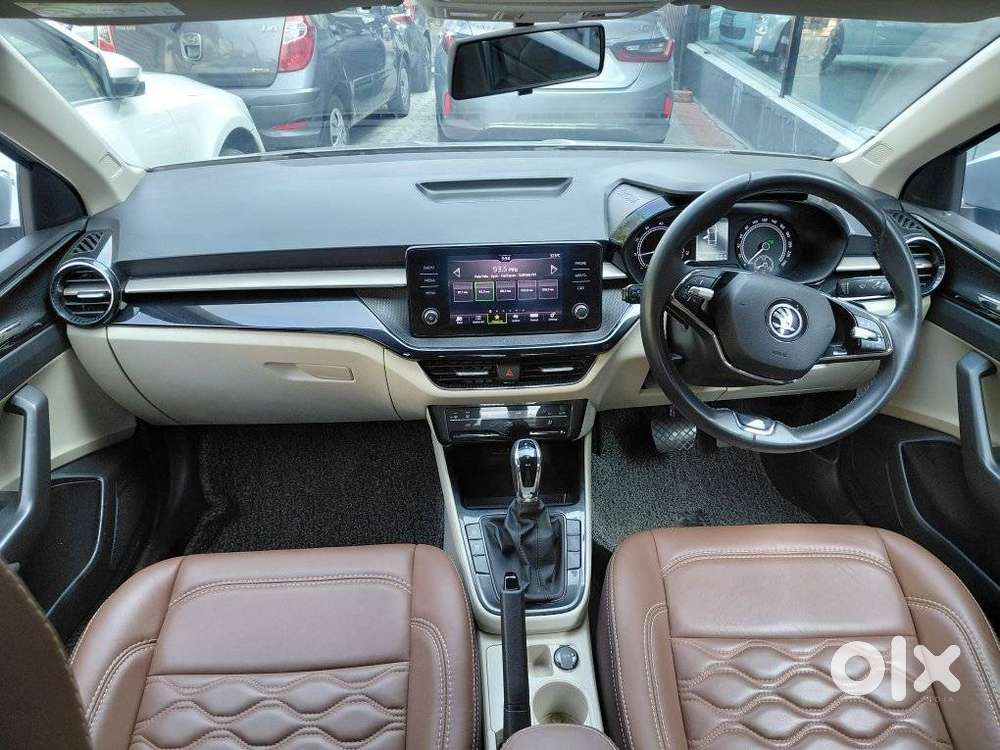 Skoda Slavia 1.5 Tsi Style At, 2024, Petrol