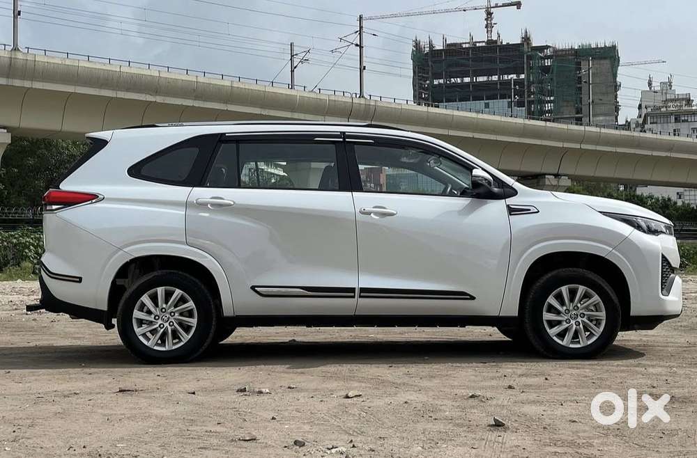 Toyota Innova Hycross 2.0 G-slf 7 Str, 2024, Petrol