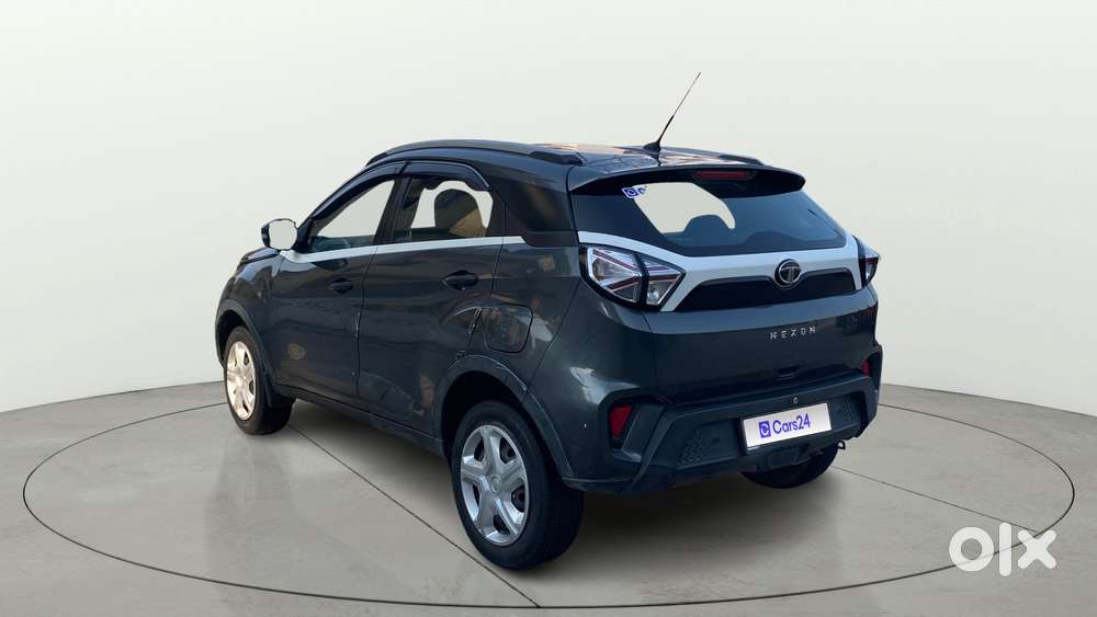 Tata Nexon 1.5 Revotorq Xma Amt (s), 2022, Petrol
