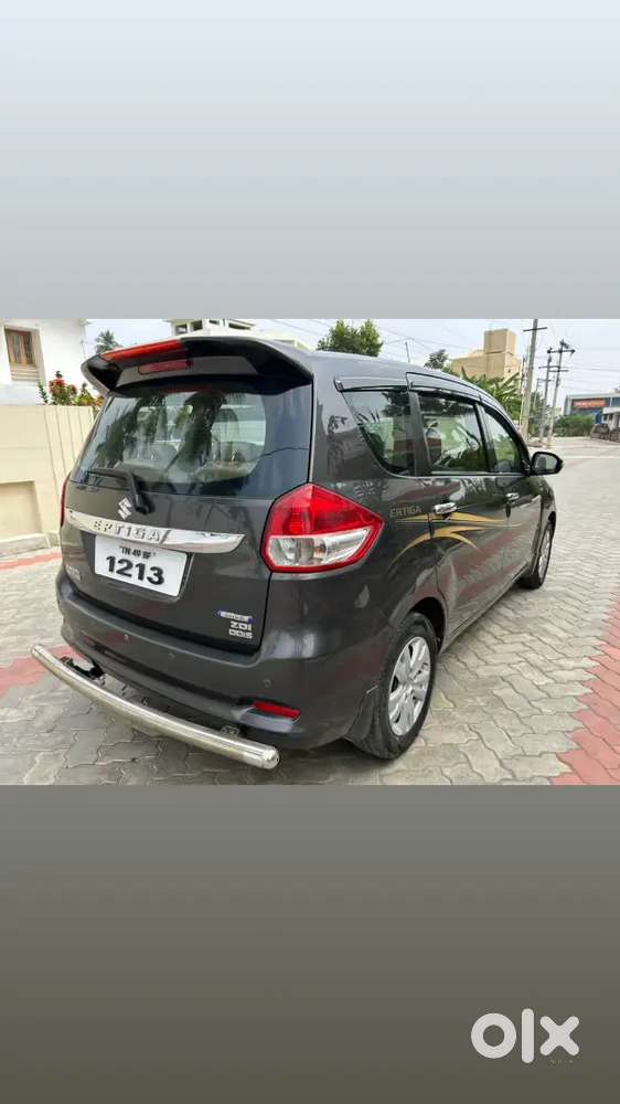 Maruti Suzuki Ertiga 2016 Diesel 142000 Km Driven