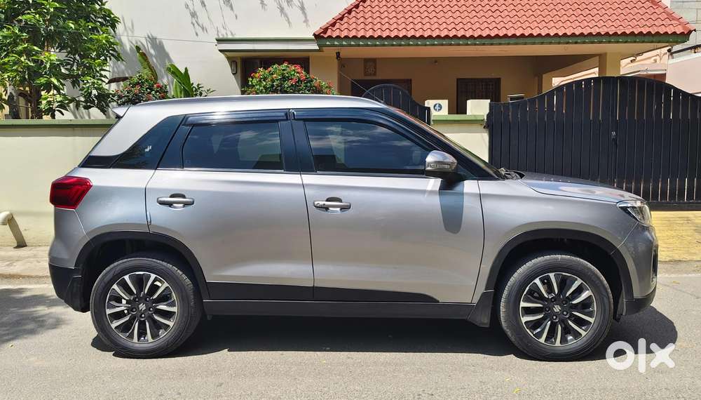 Maruti Suzuki Brezza Zxi Plus Smart Hybrid, 2022, Petrol