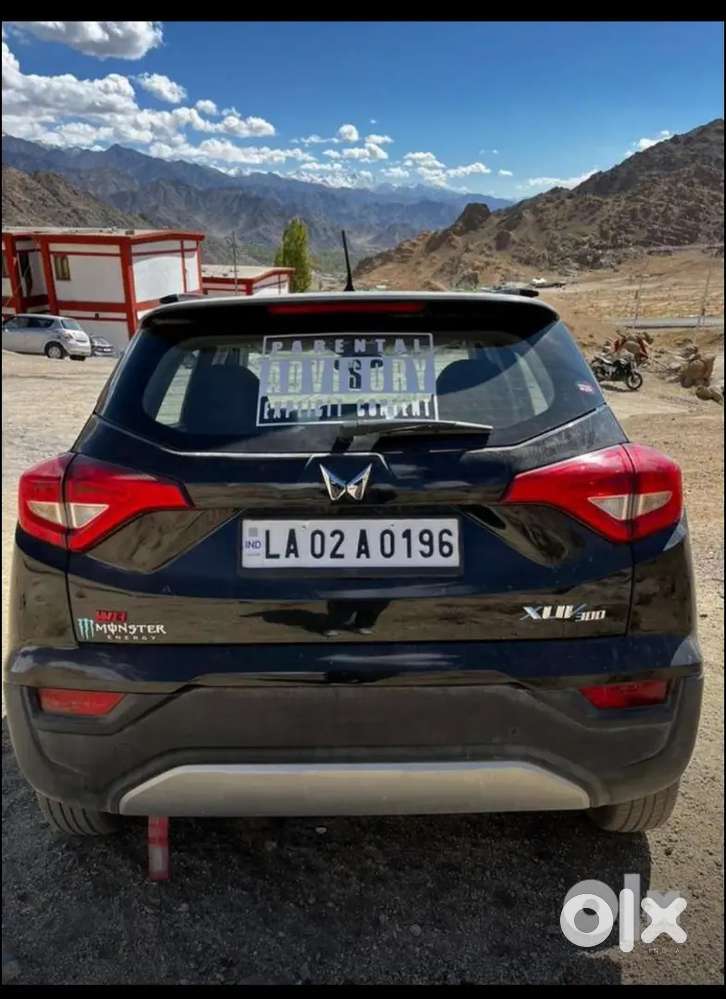Mahindra Xuv300 2022 Petrol 37000 Km Driven