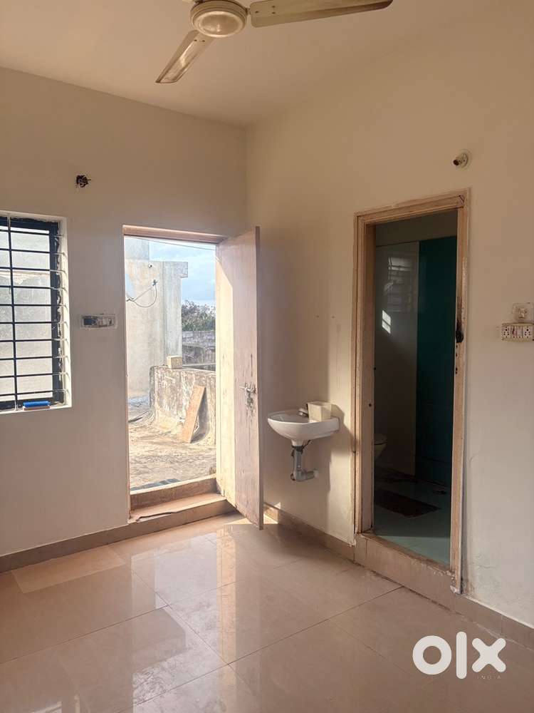3BHK flat for rent ( bachelor&rsquo;s only)