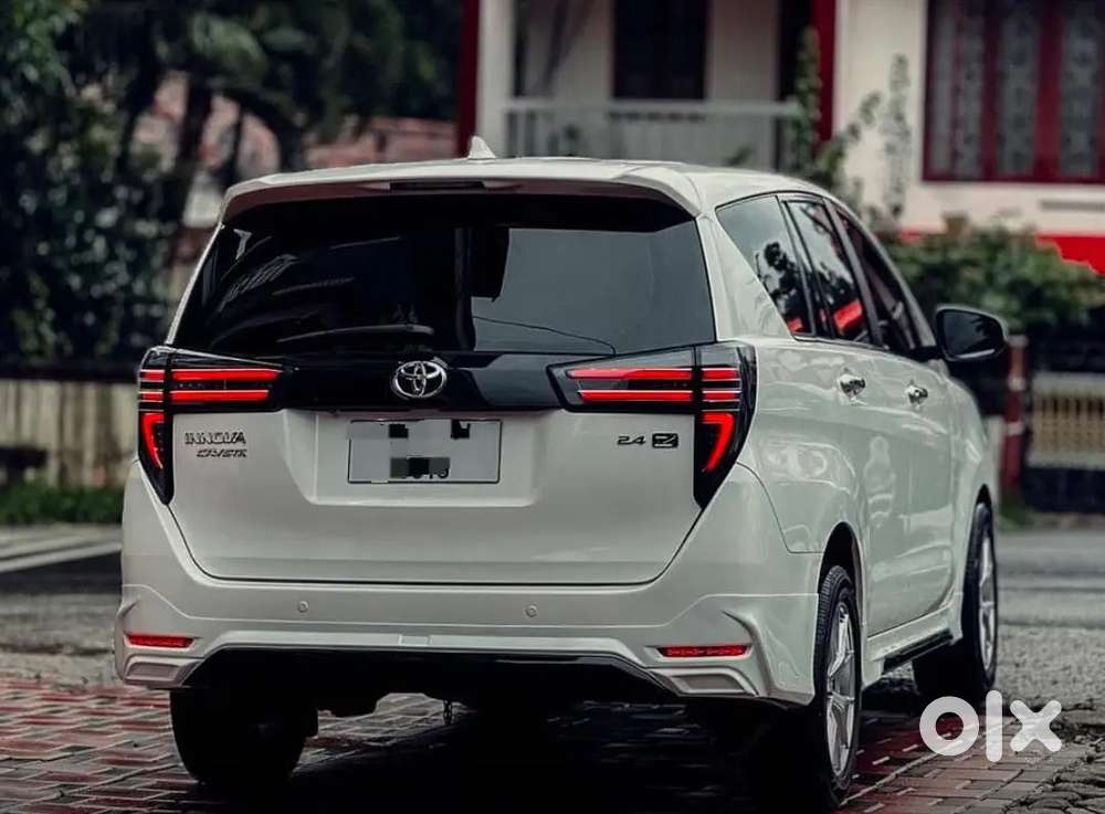 Toyota Innova Crysta 2019