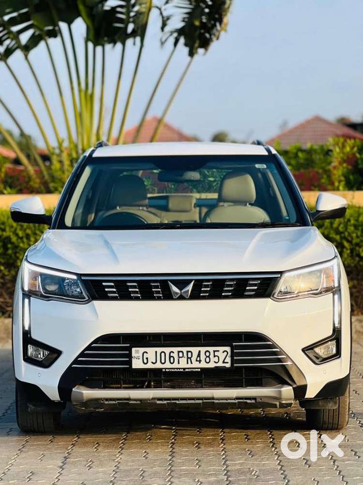 Mahindra Xuv300 W8 Option Diesel, 2024, Diesel