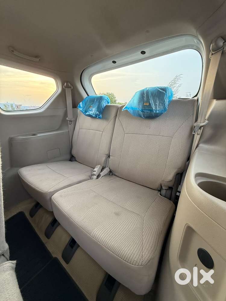 Maruti Suzuki Ertiga 1.5 Vxi Shvs, 2025, Petrol