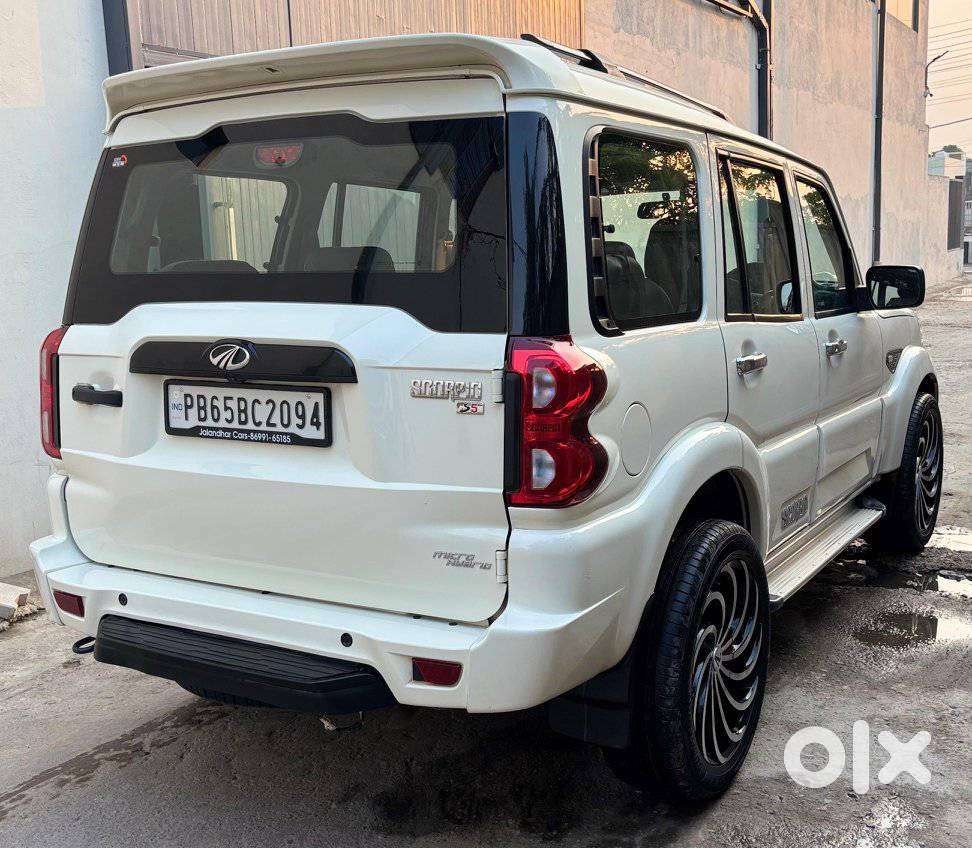 Mahindra Scorpio Classic, 2022, Diesel
