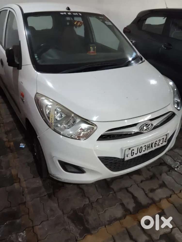 I 10 Car Genuine Condition