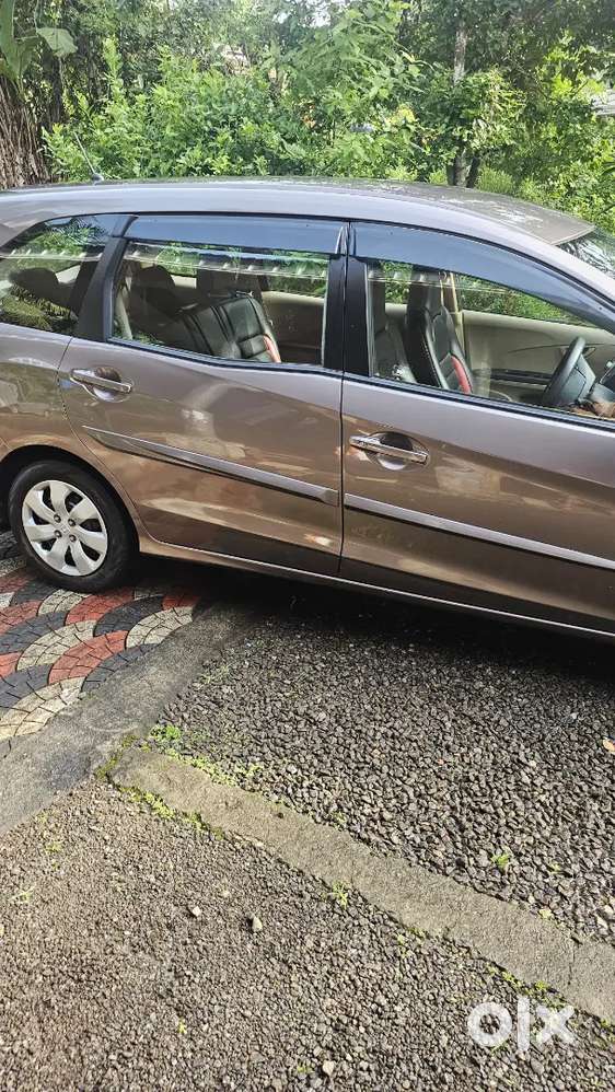 Honda Mobilio Diesel 2014