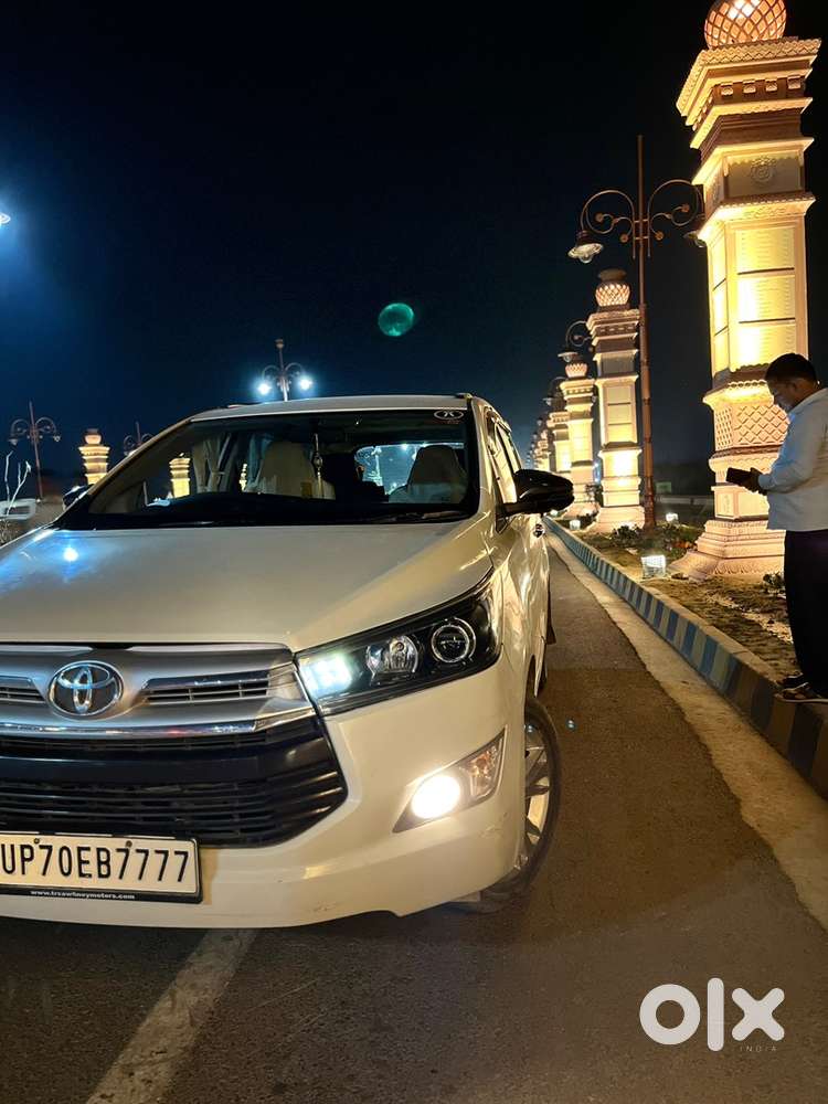Toyota Innova Crysta 2017