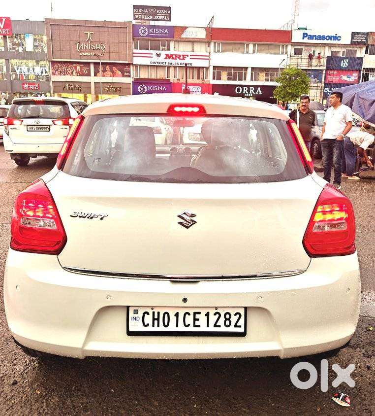 Maruti Suzuki Swift Vvt Vxi, 2021, Petrol