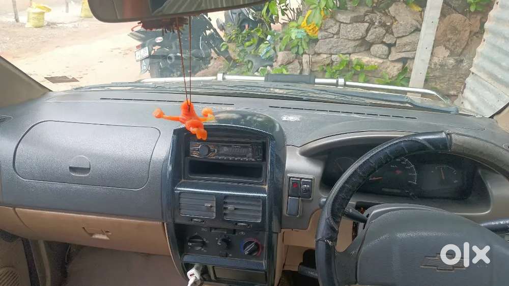 Chevrolet Tavera Neo 2015