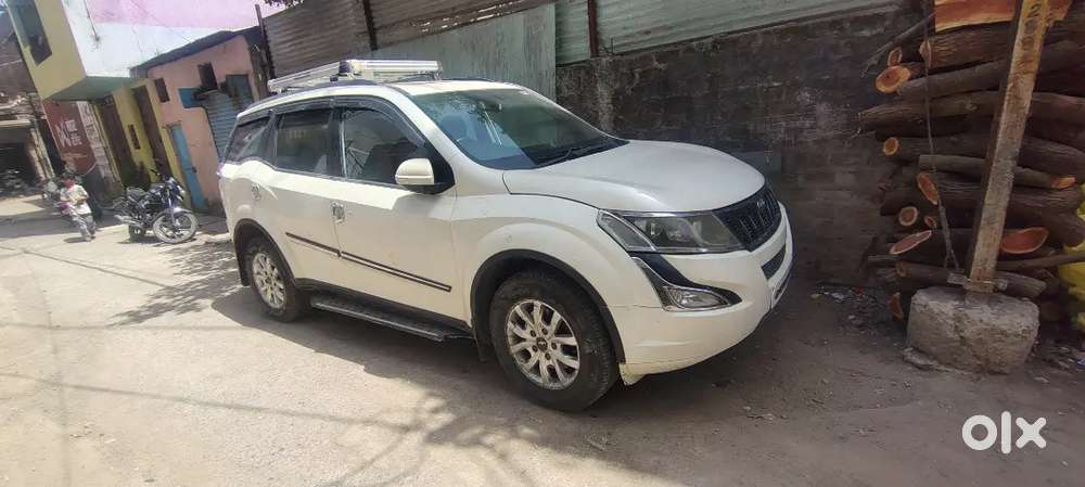 Mahindra Xuv500 Hawk 2016 Car