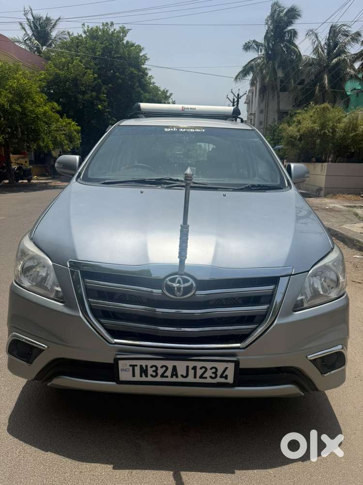 Toyota Innova 2.5 Z Diesel 7 Seater Bs Iv, 2015, Diesel