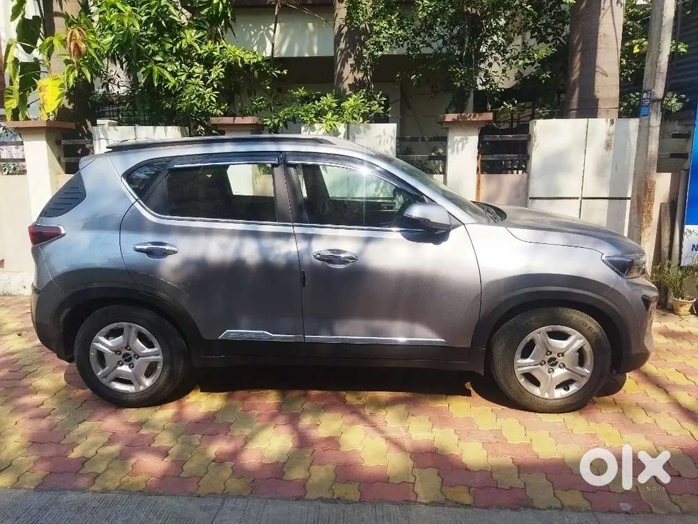 Kia Sonet 2021 Petrol 15000 Km Driven Well Maintained