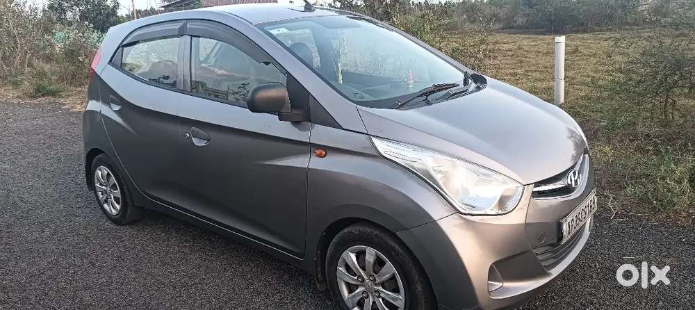 Hyundai EON Magna+ (2013, Petrol, 100000 Km, Grey) - Cars in Tuni ...