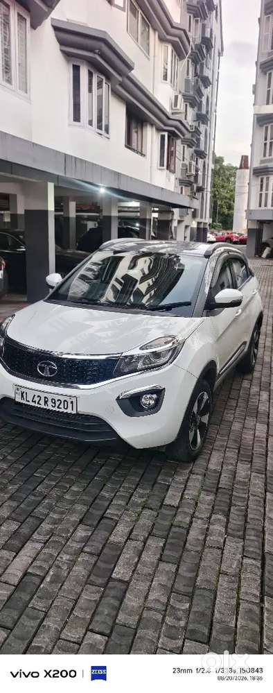 Automatic 25km Mileage Tata Nexon 2019 Cng & Hybrids 63000 Km Driven.