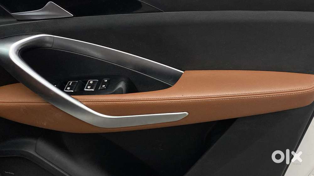 Mg Hector Plus 1.5 Hybrid Sharp Turbo 6 Str, 2022, Petrol