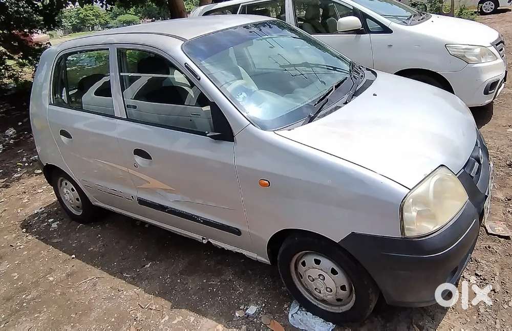સેન્ટ્રો પ્યૉર પેટ્રોલ વેચવાની છે.