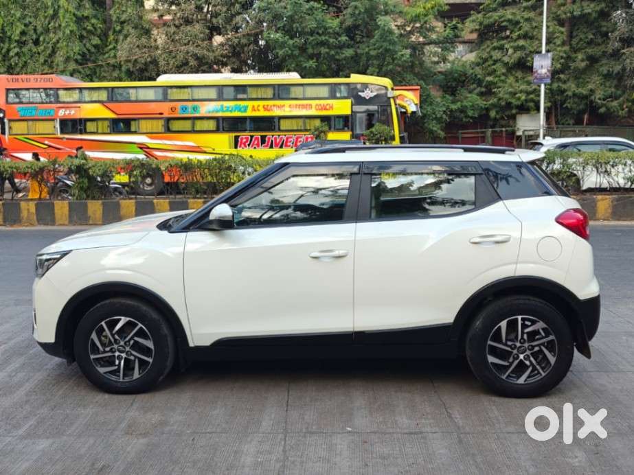 Mahindra Xuv300 W8 (o) 1.5 Diesel Amt, 2022, Diesel