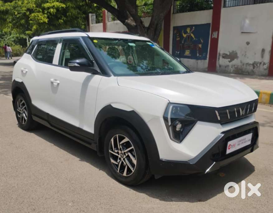 Mahindra Xuv 3xo, 2024, Petrol
