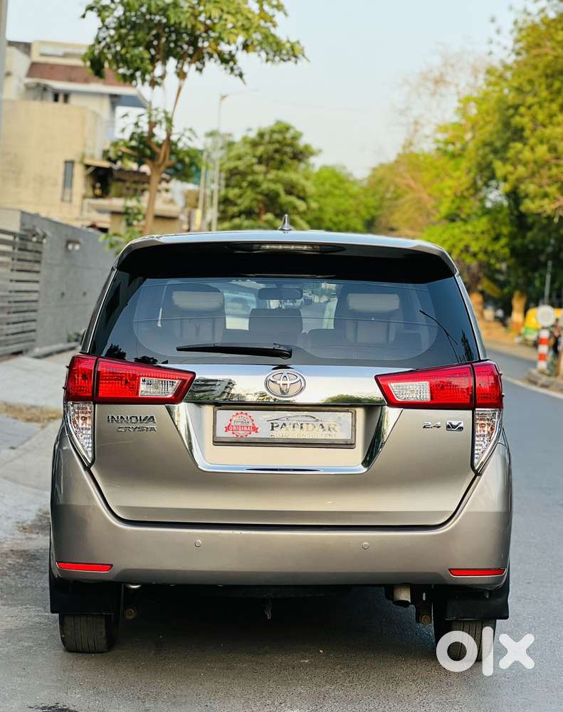 Toyota Innova Crysta 2.4 V 8 Str, 2018, Diesel