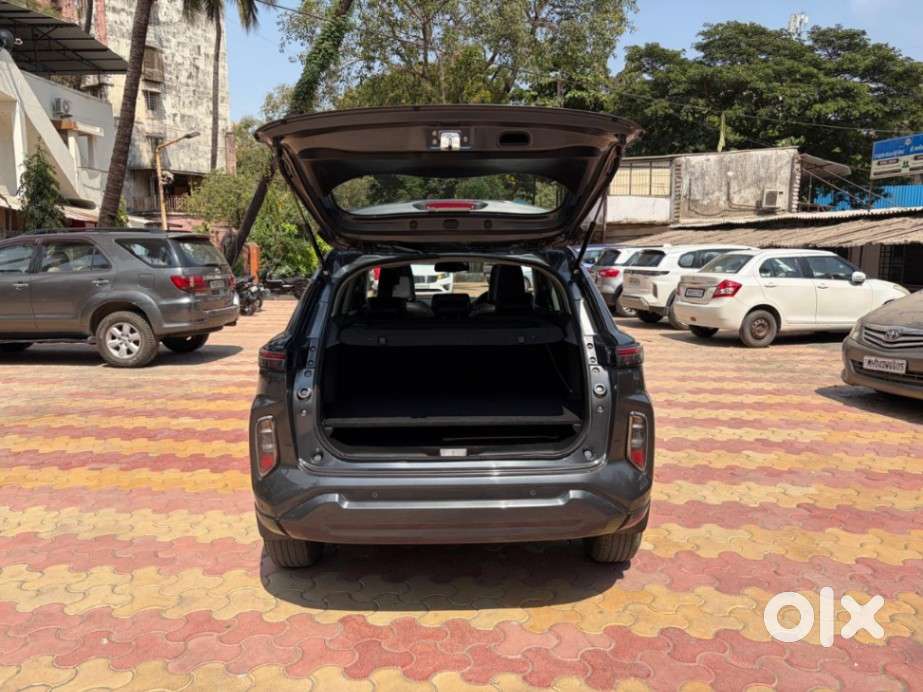 Maruti Suzuki Grand Vitara 1.5 Zeta Plus Intelligent Hybrid Ecvt, 20..