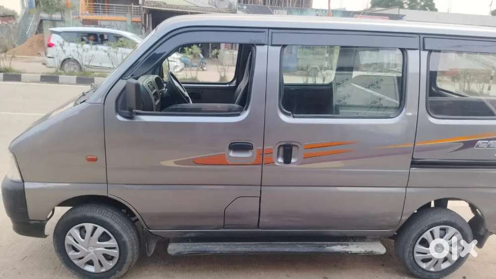 Maruti Suzuki Eeco 2016