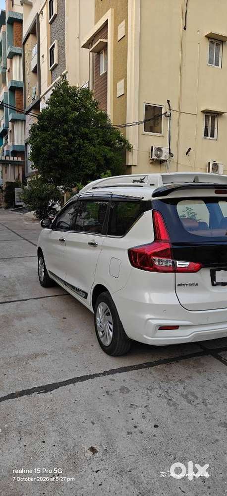 Maruti Suzuki Ertiga Vxi Cng, 2022, Cng & Hybrids