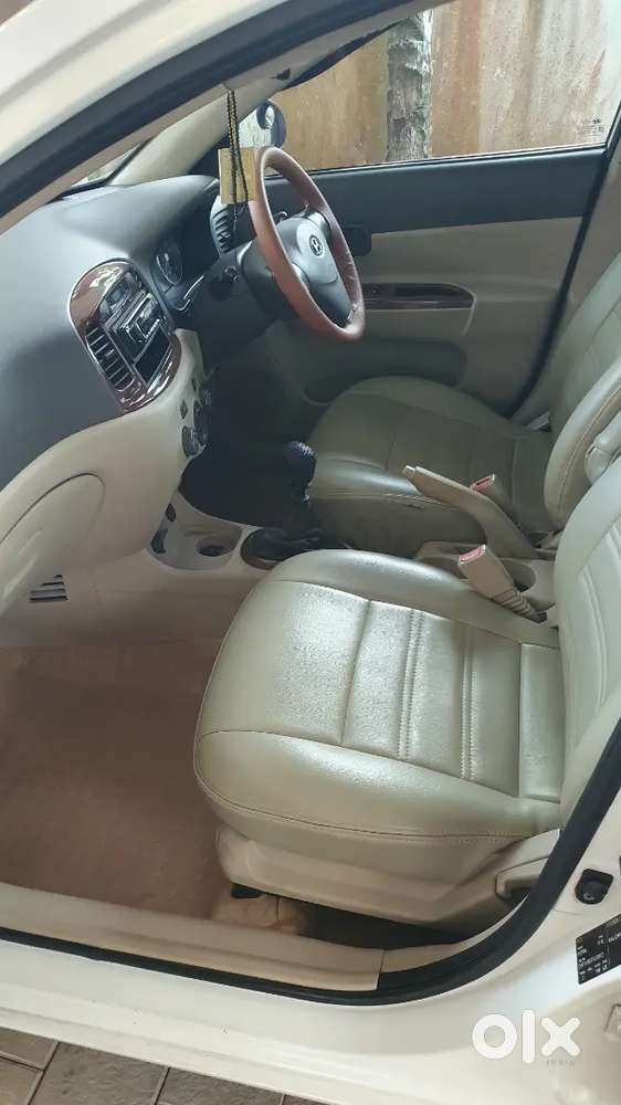 Hyundai Verna Crdi Sx Vgt 2009 Model