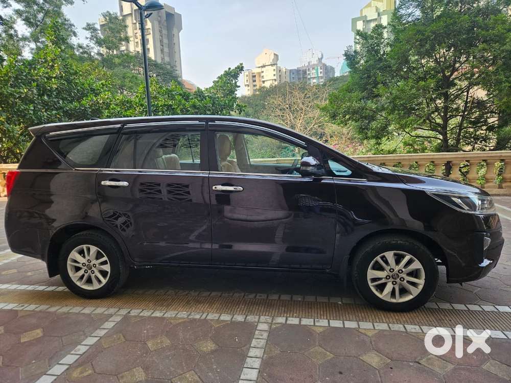 Toyota Innova Crysta