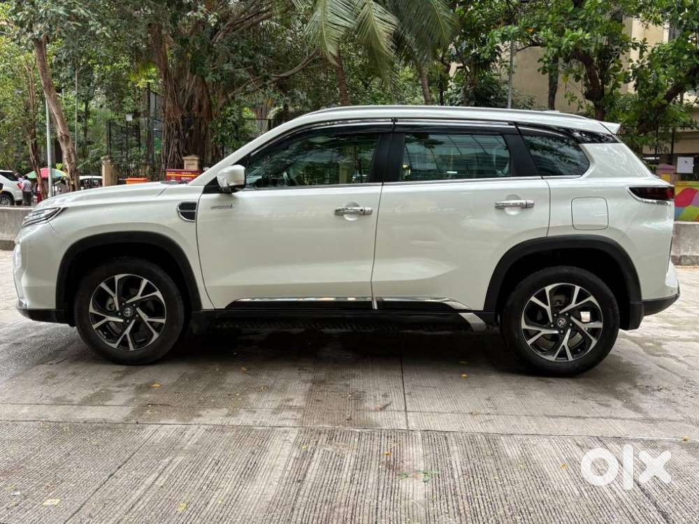 Toyota Urban Cruiser Hyryder 1.5 V Hybrid, 2025, Petrol