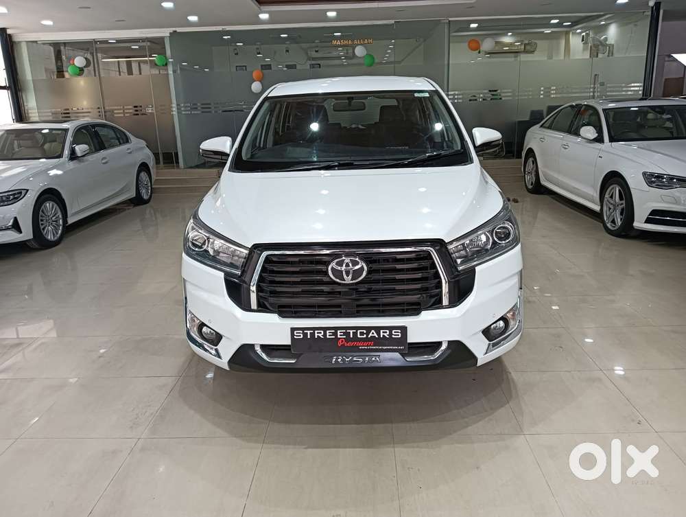 Toyota Innova Crysta 2.4 V, 2023, Diesel