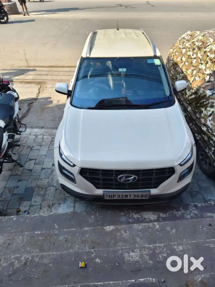 Hyundai Venue 2022 Petrol Good Condition