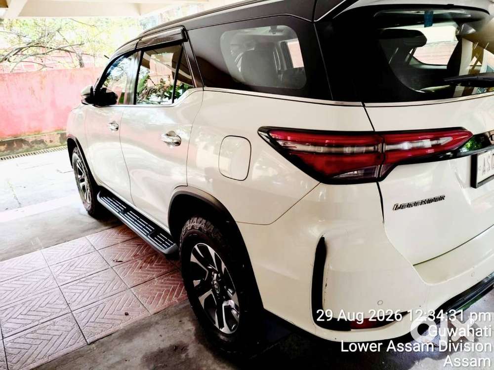 Toyota Fortuner Legender 2022