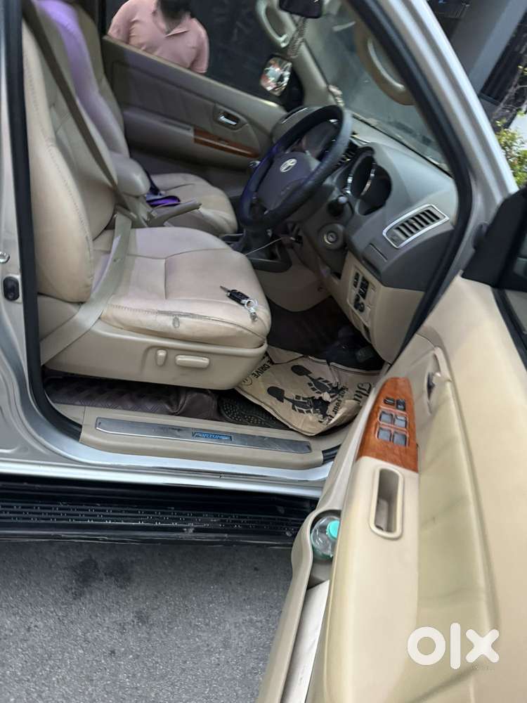 Toyota Fortuner 3.0 4x4 Manual, 2010, Diesel