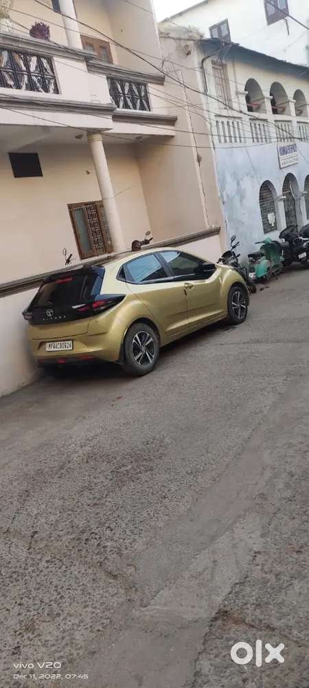 Tata Altroz 2020 Petrol 65000 Km Driven