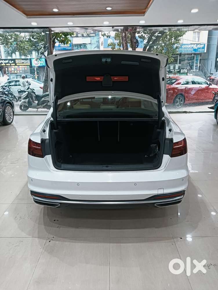 Audi A4 2.0 Technology 40 Tfsi, 2024, Petrol