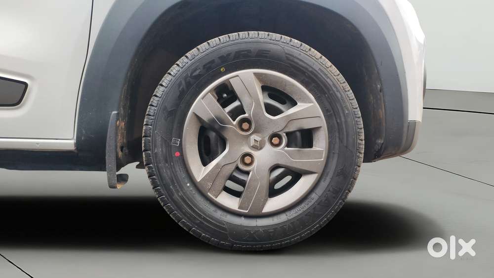 Renault Kwid 2019-ongoing 1.0 Rxt Amt (o), 2016, Petrol