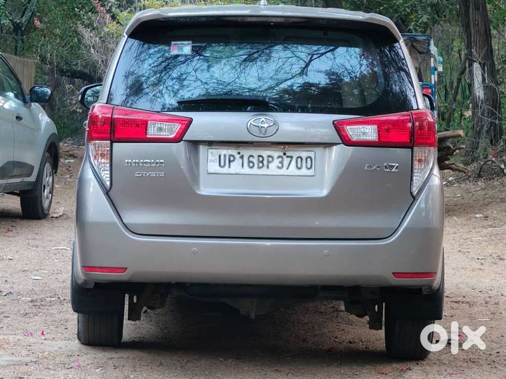 Toyota Innova Crysta 2.4 V 7 Str, 2017, Diesel