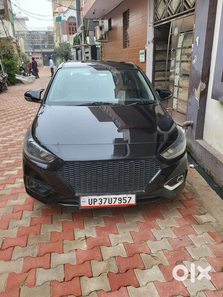 Hyundai Verna Petrol 2018 Year