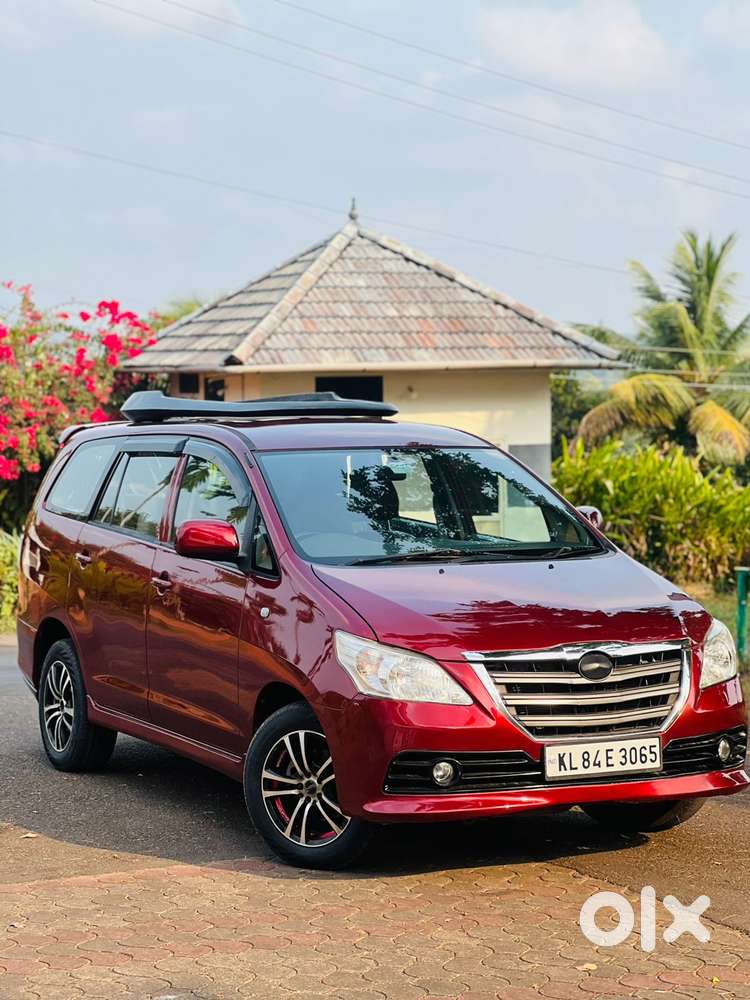 Toyota Innova 2012-2013 2.5 E Diesel Ms 7-seater, 2013, Diesel