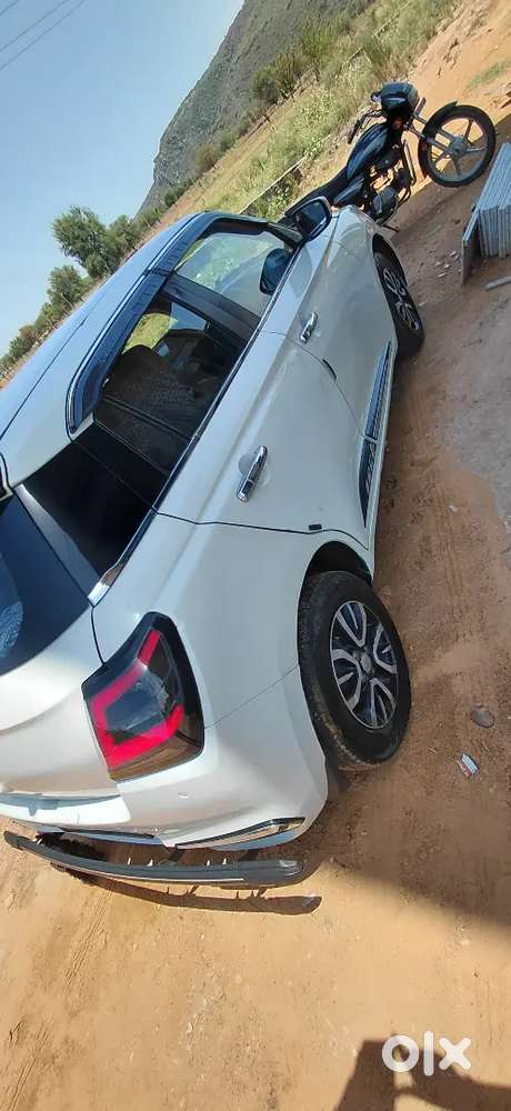 Maruti Suzuki Swift 2025 Petrol 45000 Km Driven