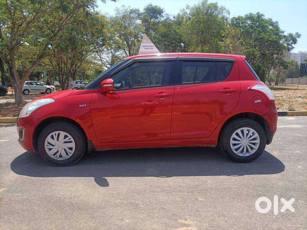 Maruti Suzuki Swift Vxi Optional, 2017, Petrol