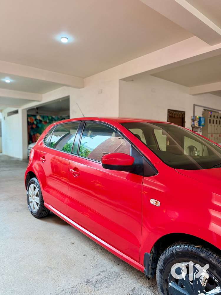 Volkswagen Polo Petrol Manual 2010