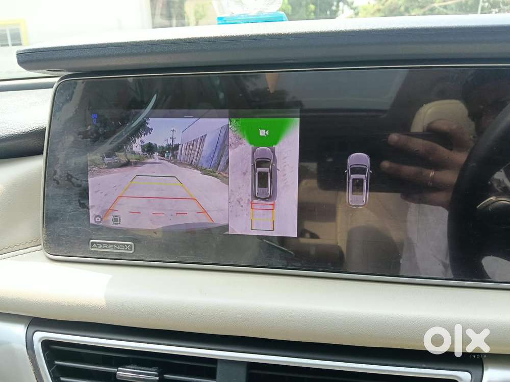 Mahindra Xuv700 2.2 Ax 7 Diesel At Str Awd, 2022, Diesel