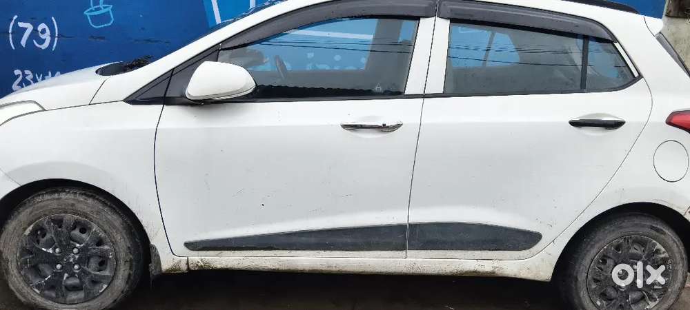 Hyundai Grand I10 Sportz 2015