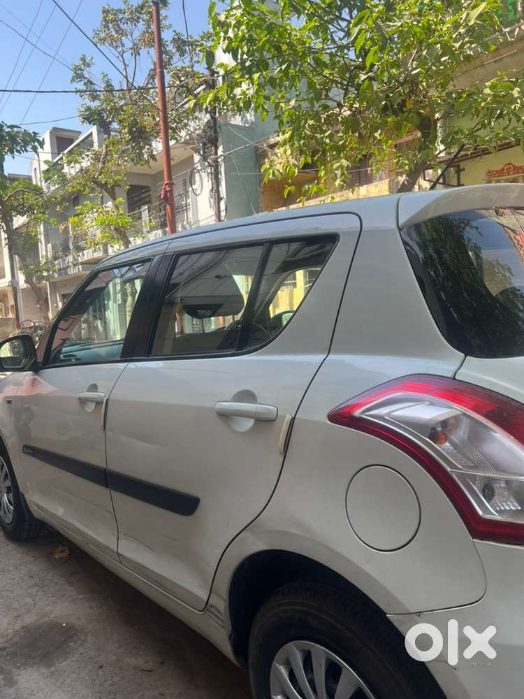 Maruti Suzuki Swift Vxi Petrol+manual