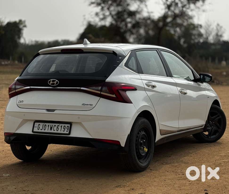 Hyundai I20 Sportz 1.2 Ivt, 2021, Petrol